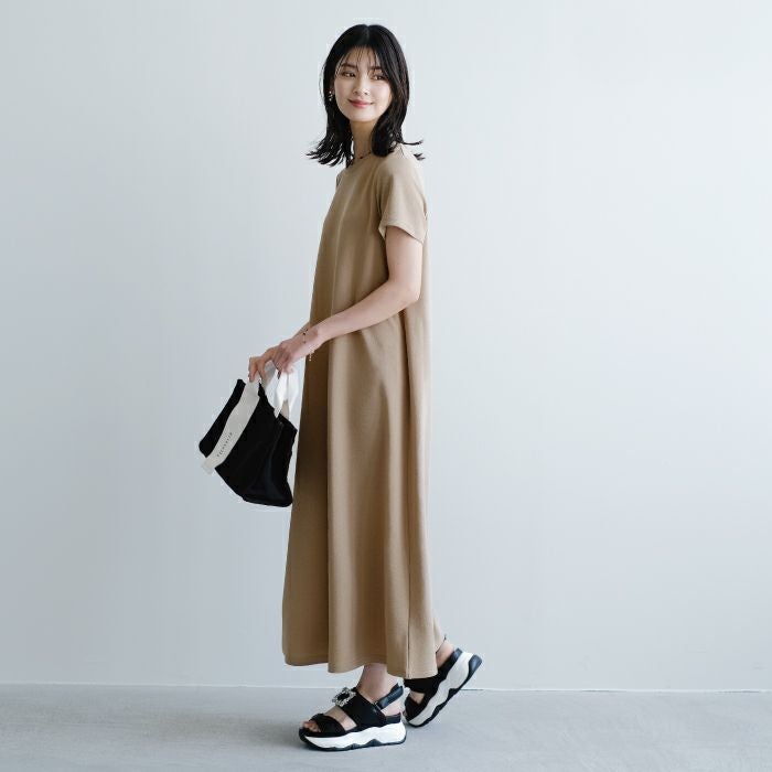 エンボス加工ロングワンピース レディース 春 夏 半袖 ≪ゆうメール便