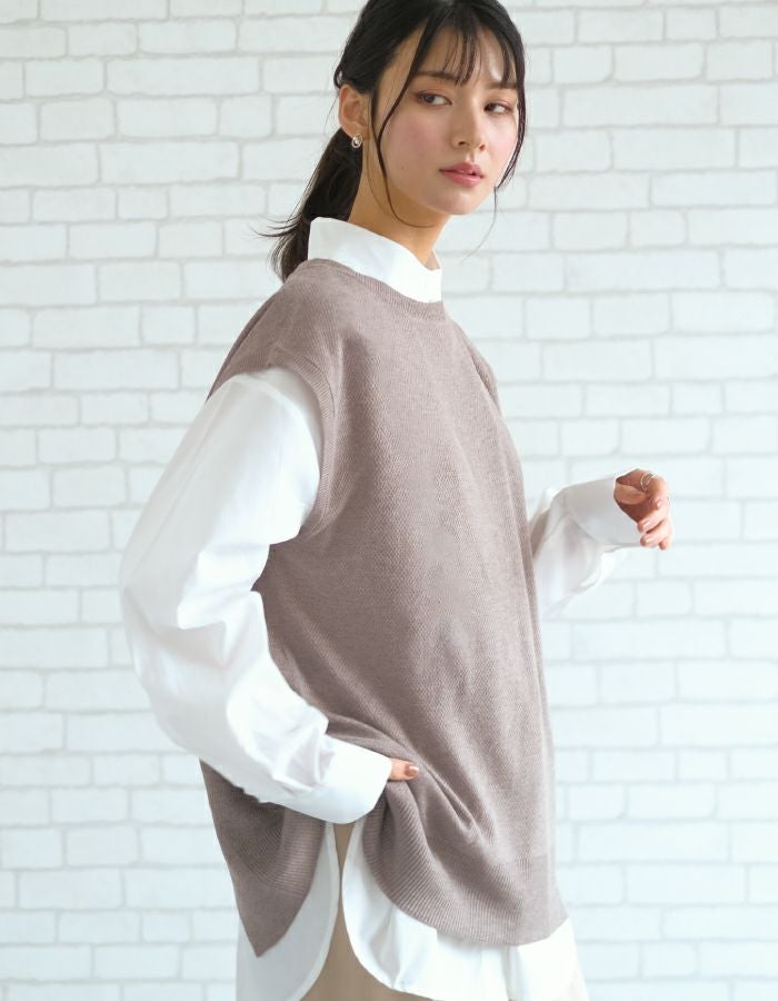 未使用品　RYU KAGA バックスリット　タートル　ニットベスト コレックス collex ベルト付バックスリットニットベスト （ブラウン