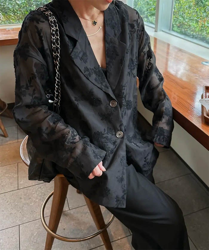 花柄刺繍テーラードジャケット ≪ゆうメール便配送20・代引不可